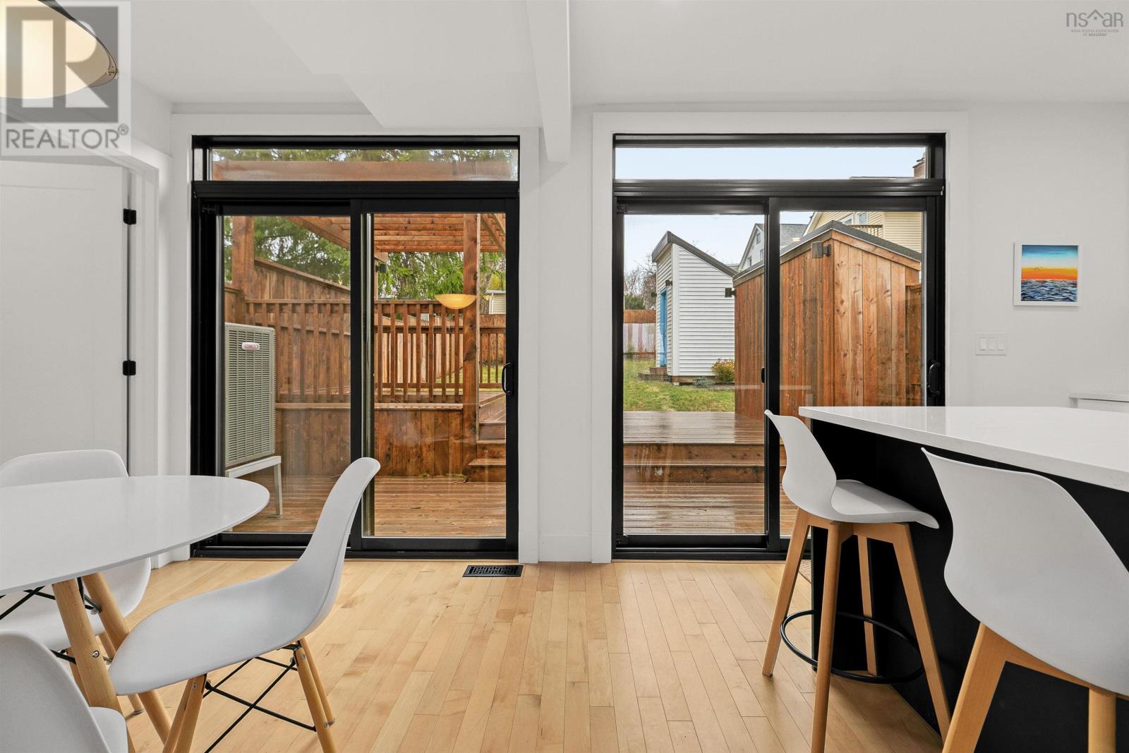 Property 18 of 40 of 3320 Agricola Street