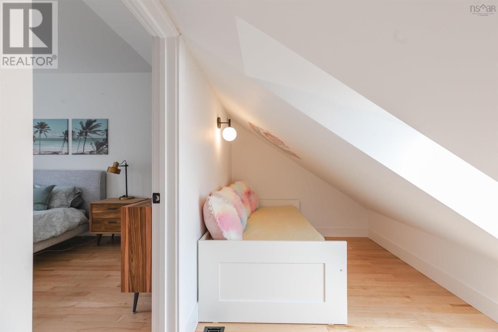 Property 34 of 40 of 3320 Agricola Street