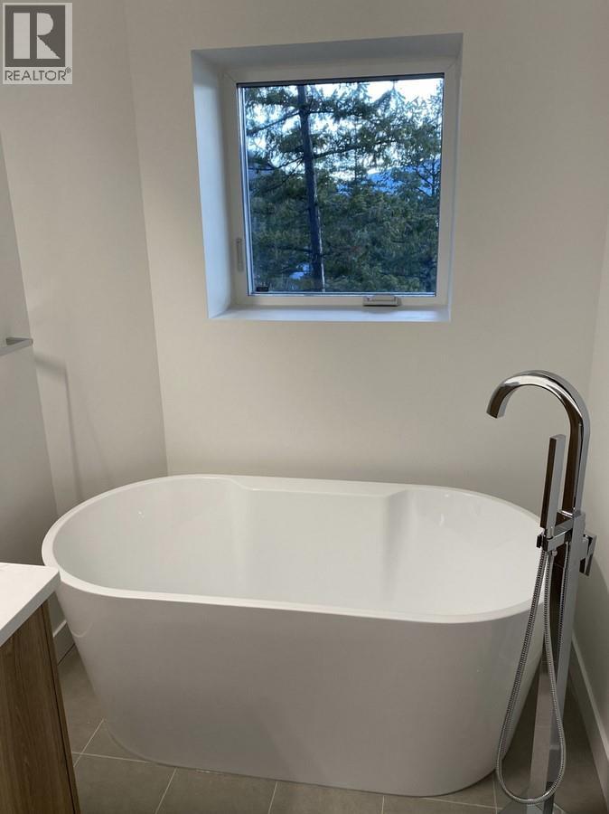 9845 Eastside Road Unit# 163, Vernon