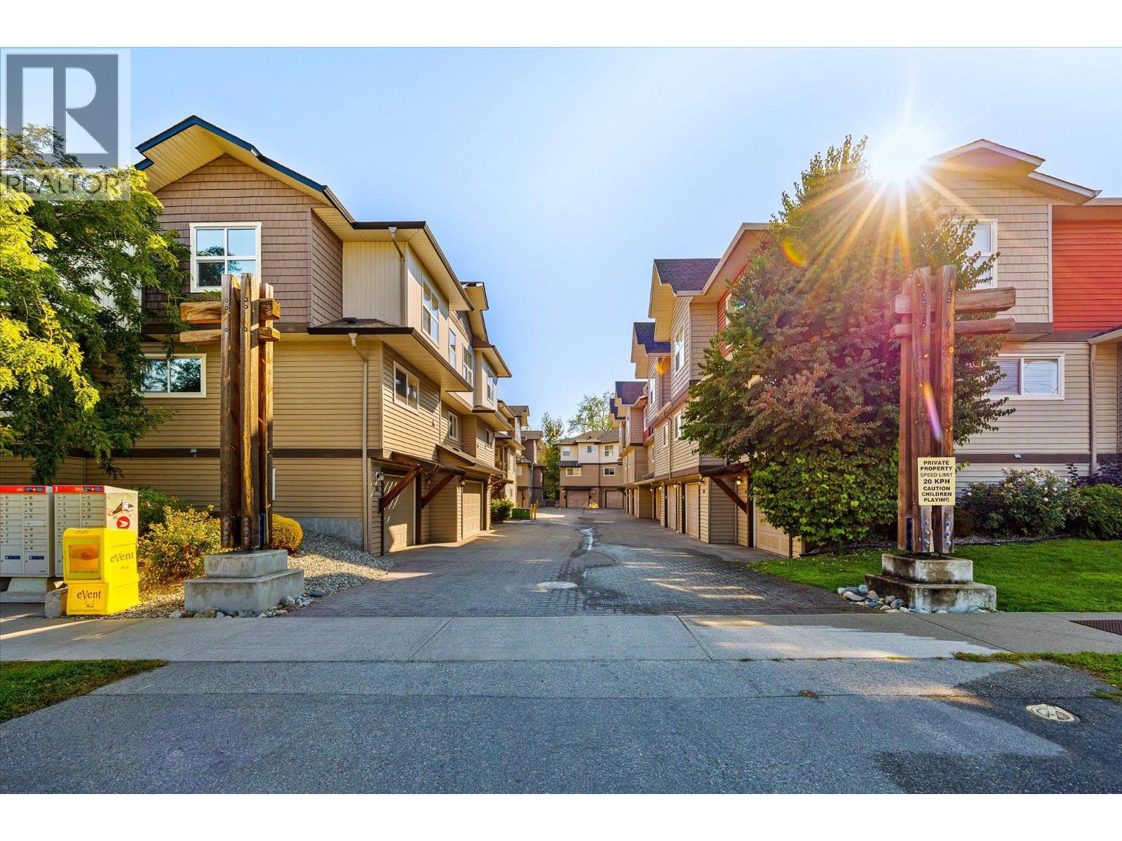 #104 1355 Findlay Road - 27