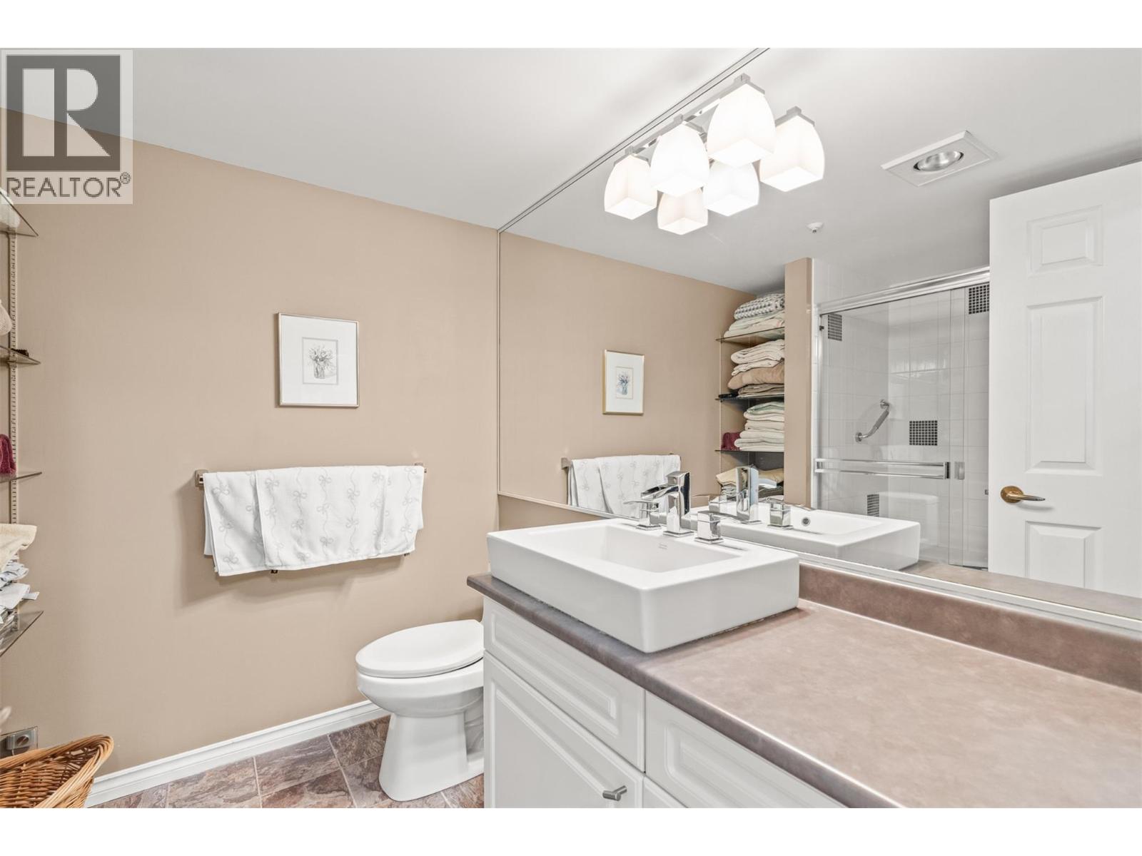 3300 Centennial Drive Unit# 308, Vernon