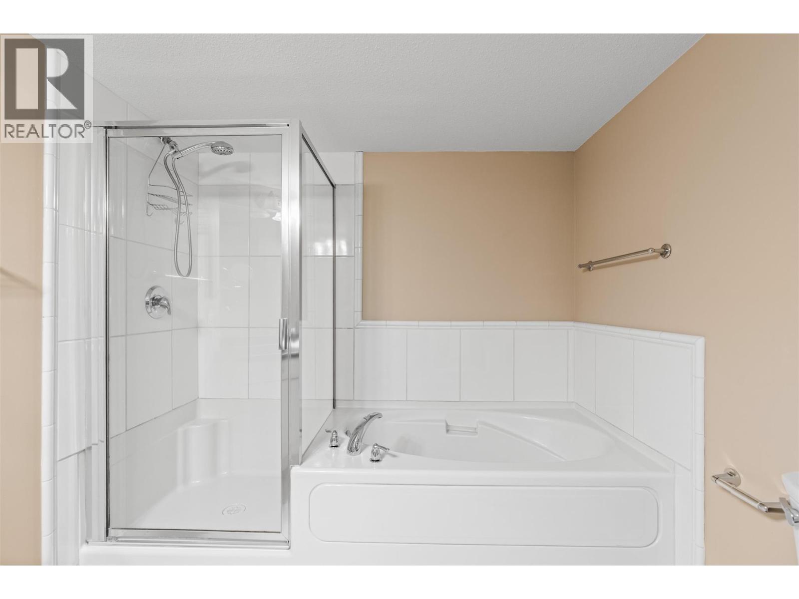 515 Houghton Road Unit# 212, Kelowna