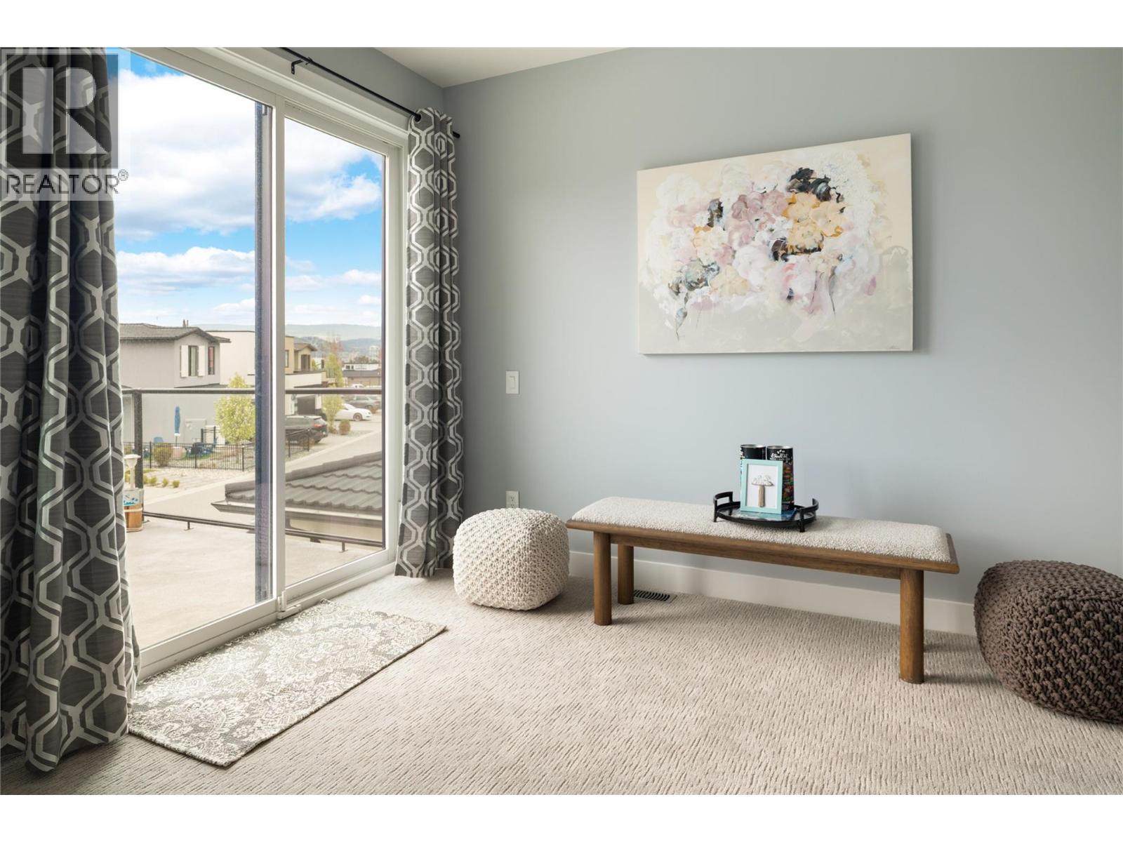 1876 VIEWPOINT Crescent, Kelowna