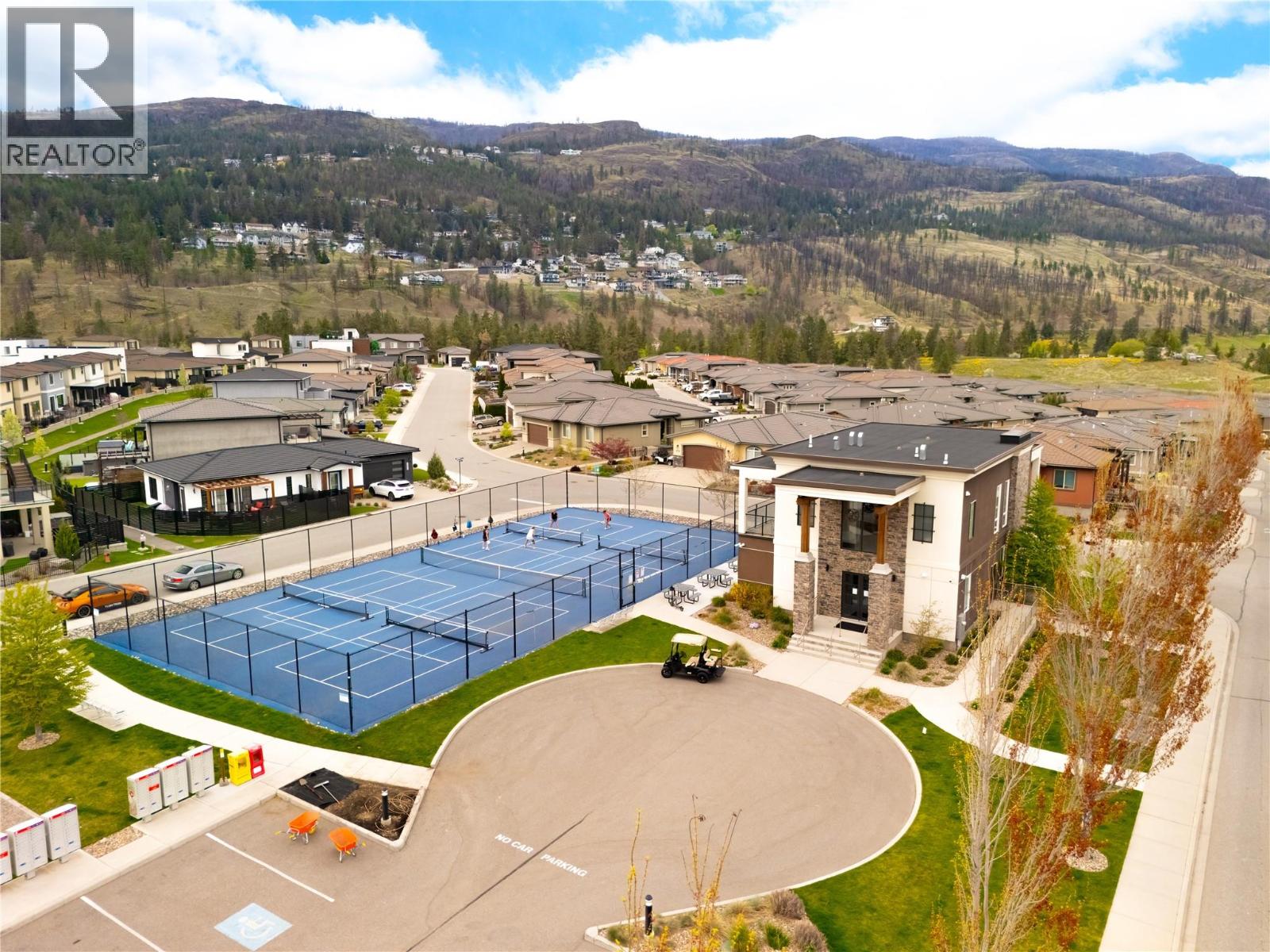 1876 VIEWPOINT Crescent, Kelowna