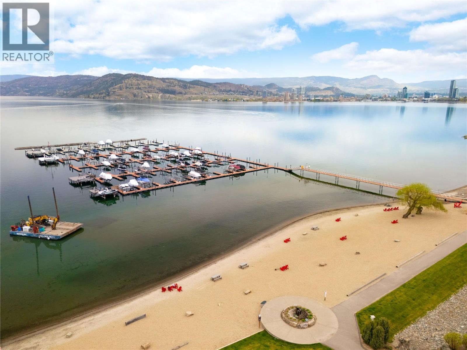 1876 VIEWPOINT Crescent, Kelowna