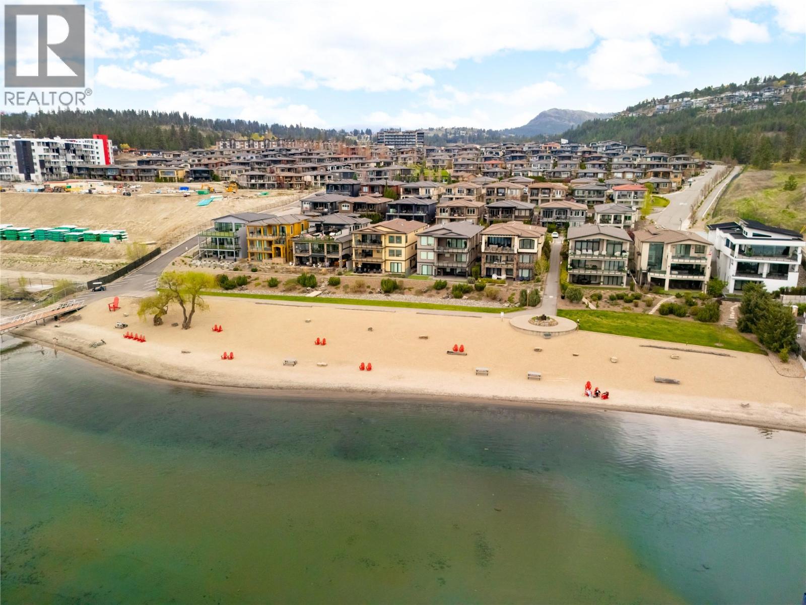 1876 VIEWPOINT Crescent, Kelowna