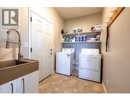 Laundry room - 120 Valley Road, Williams Lake, BC V0K2G0 Photo 14