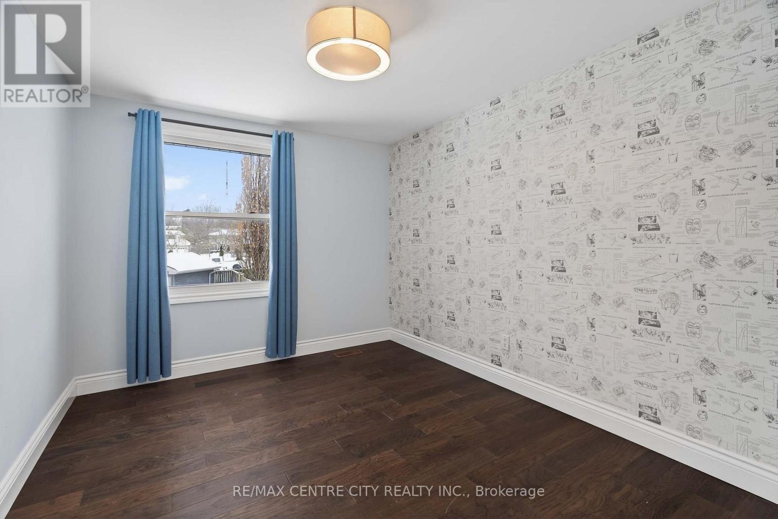 45 CHAUCER ROAD N, London South (South M), Ontario, N6K1V4 — Photo 31