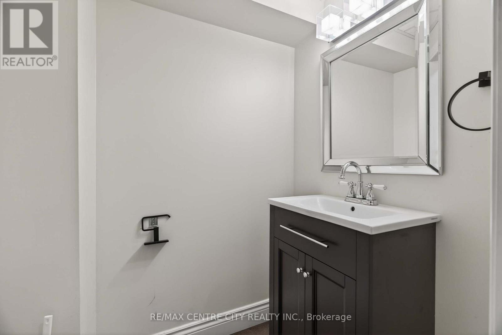 45 CHAUCER ROAD N, London South (South M), Ontario, N6K1V4 — Photo 38