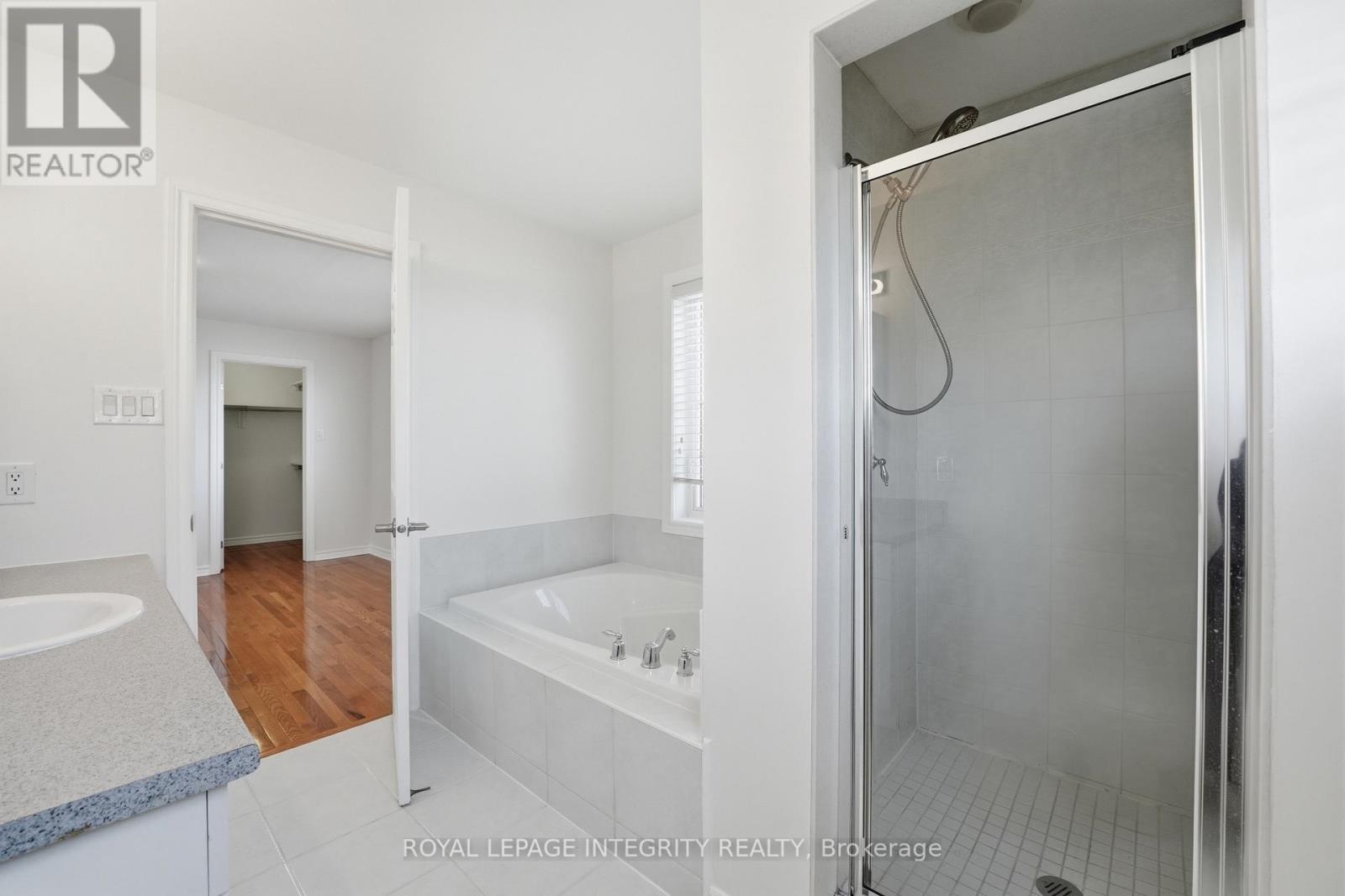 200 BURNABY DRIVE — photo 24