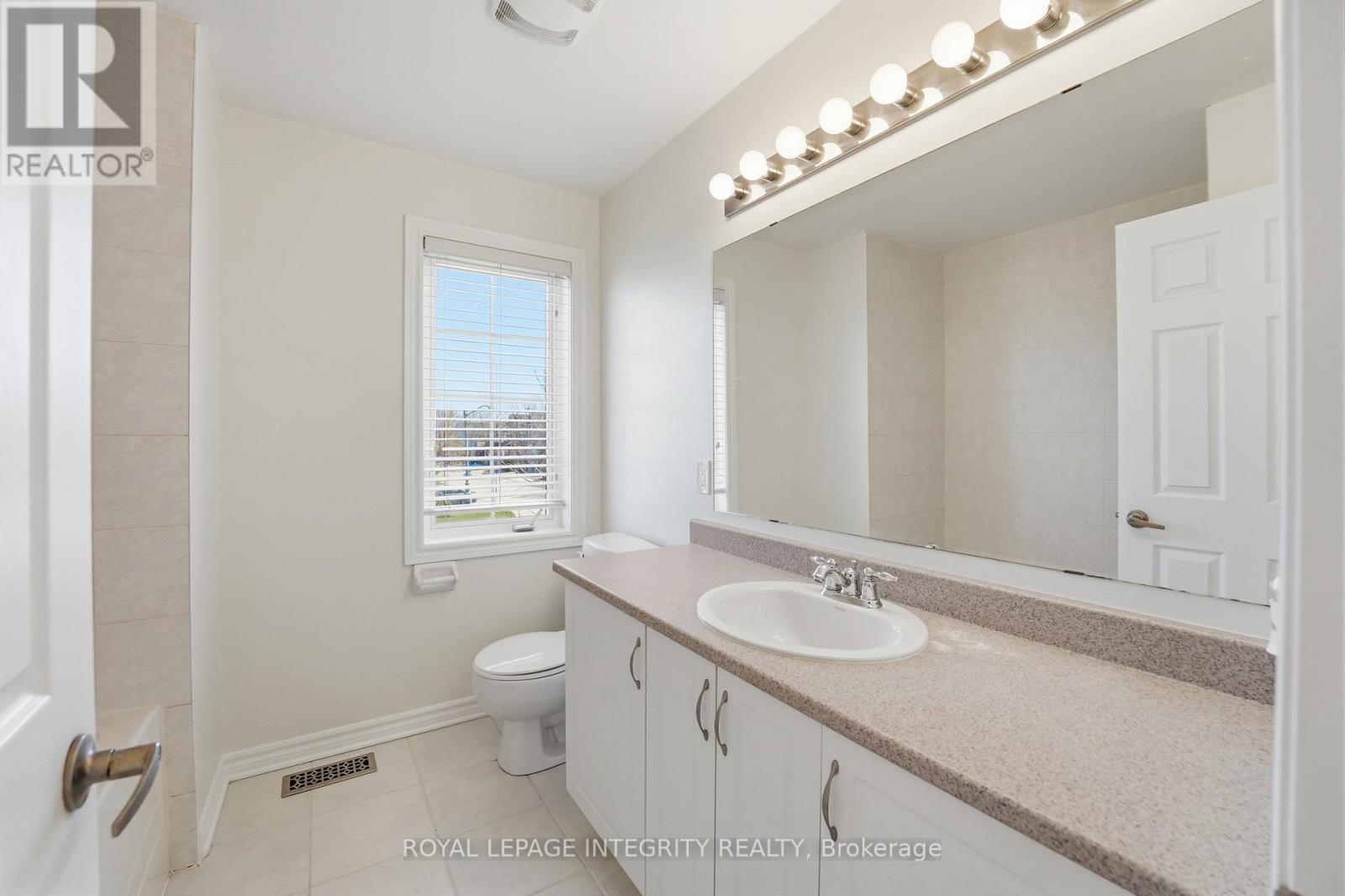 200 BURNABY DRIVE — photo 30