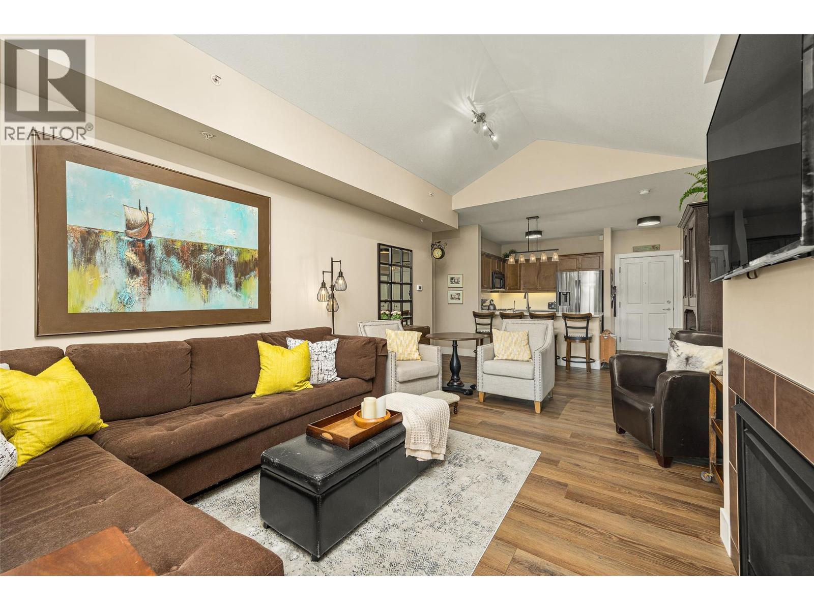 2532 Shoreline Drive Unit# 417, Lake Country