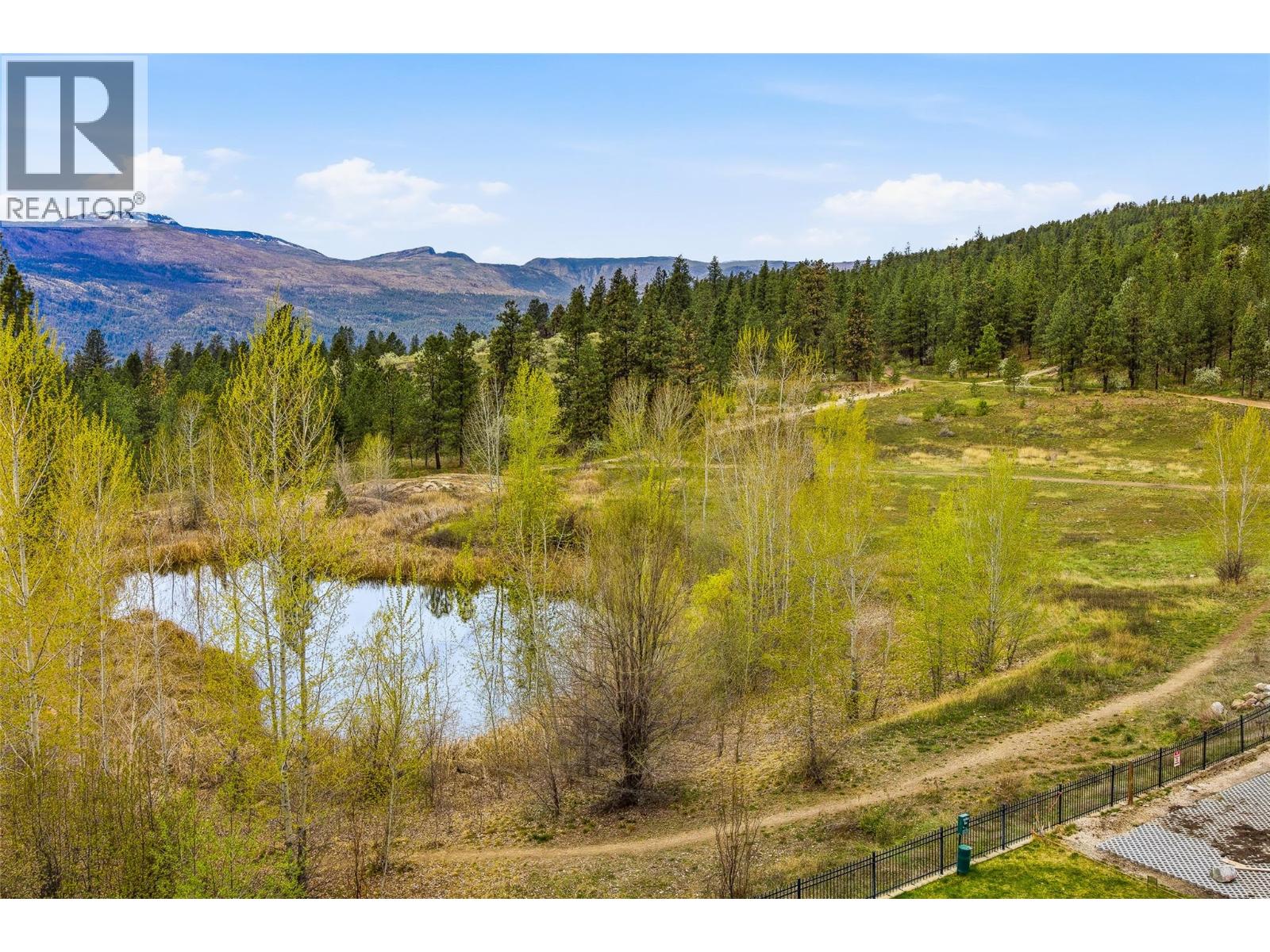 2532 Shoreline Drive Unit# 417, Lake Country