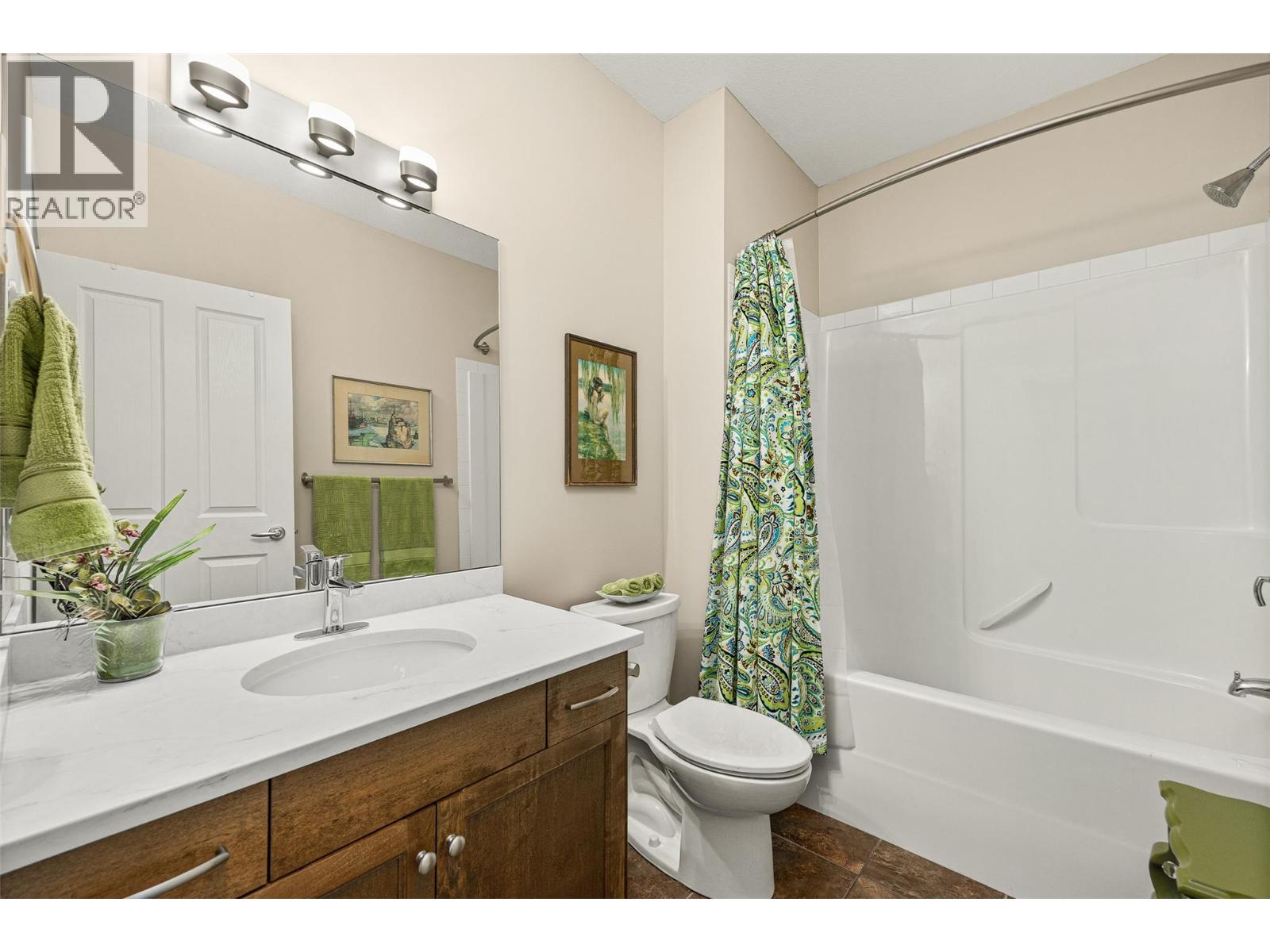 2532 Shoreline Drive Unit# 417, Lake Country