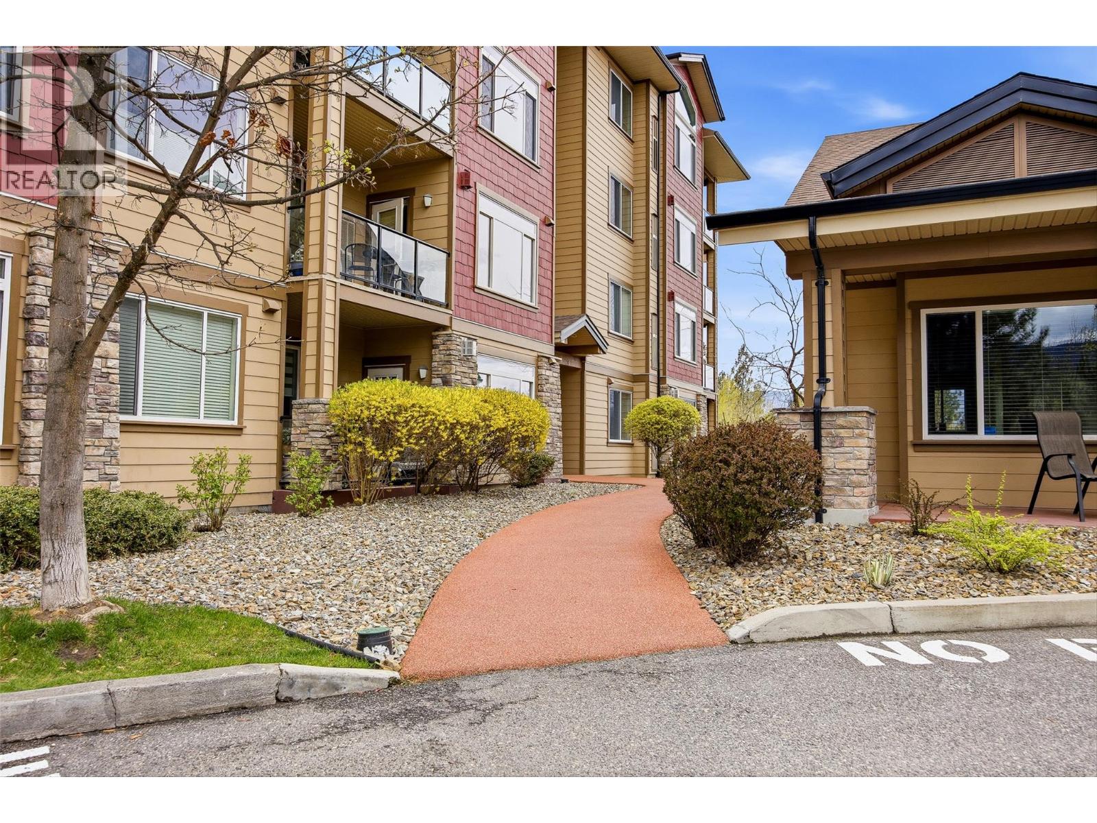 2532 Shoreline Drive Unit# 417, Lake Country
