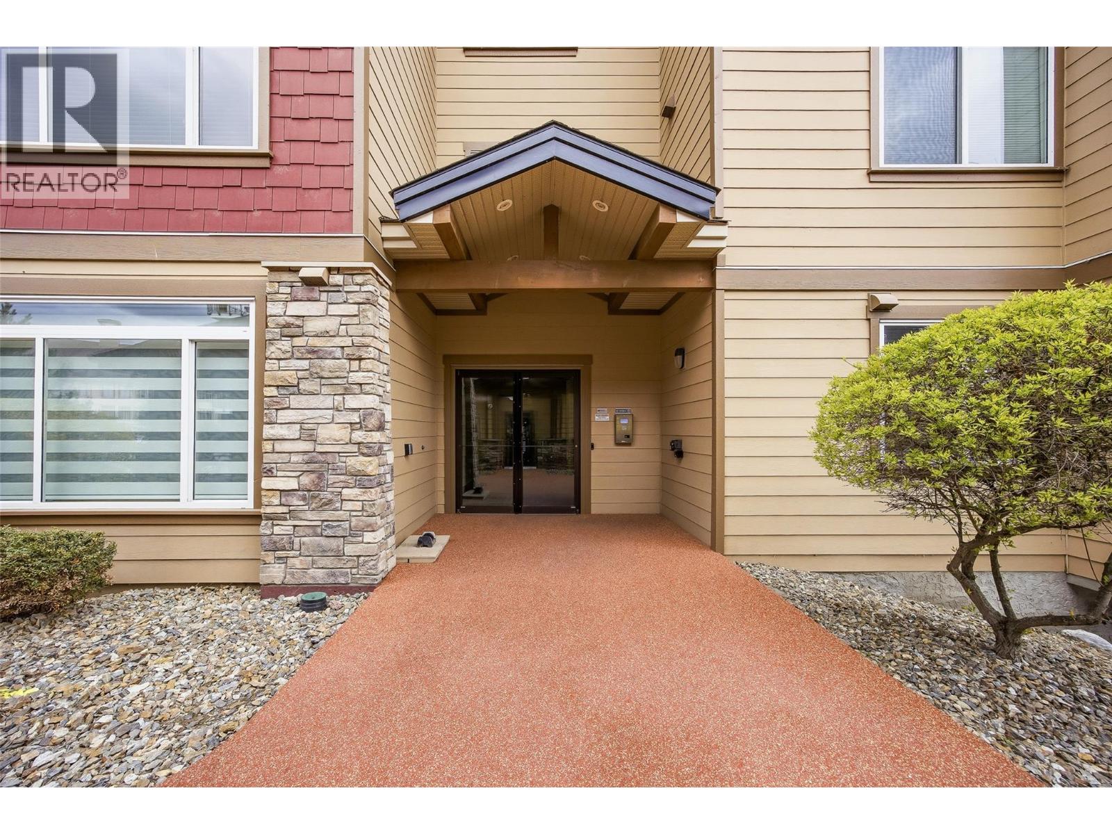2532 Shoreline Drive Unit# 417, Lake Country