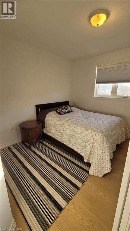 20 QUEENSDALE Avenue W Unit# Room, Hamilton, Ontario, L9C1B5 — Photo 4