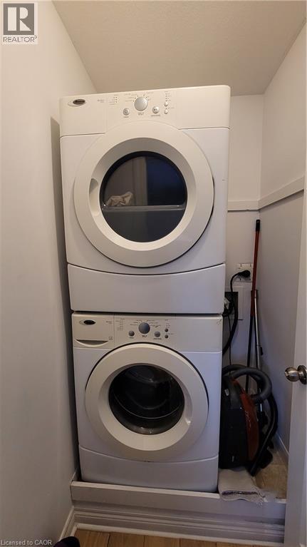 20 QUEENSDALE Avenue W Unit# Room, Hamilton, Ontario, L9C1B5 — Photo 7