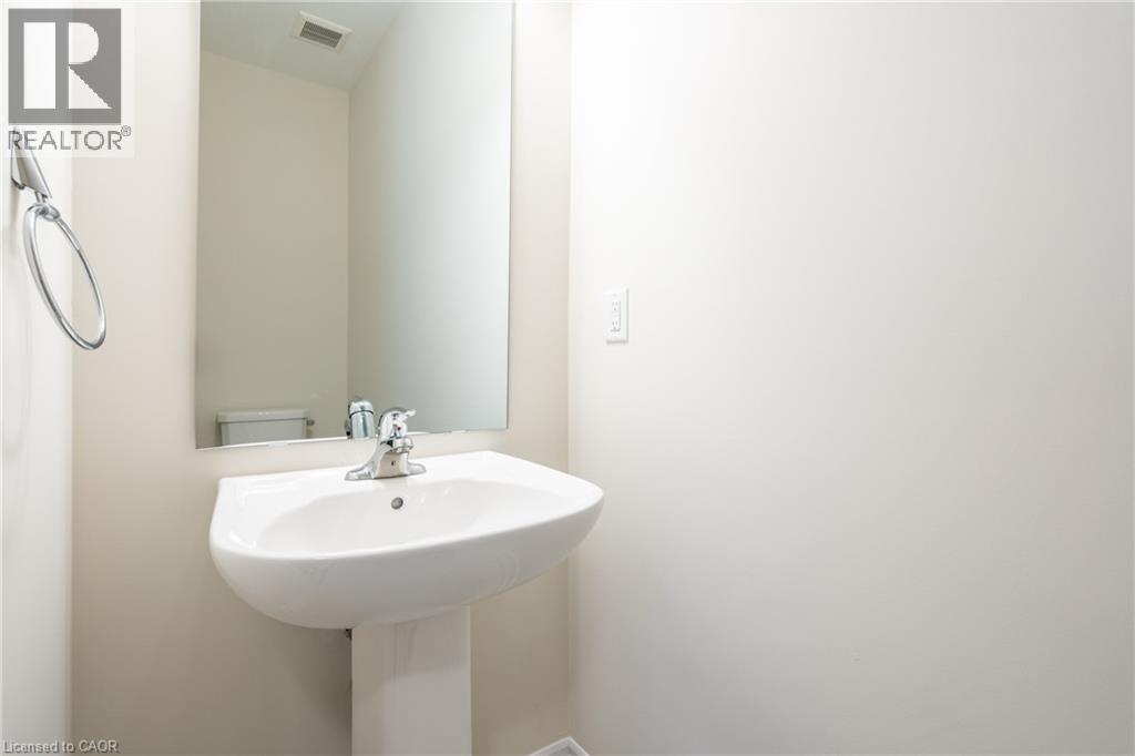 1426 ALMONTE Drive, Burlington, Ontario, L7P0V8 — Photo 6