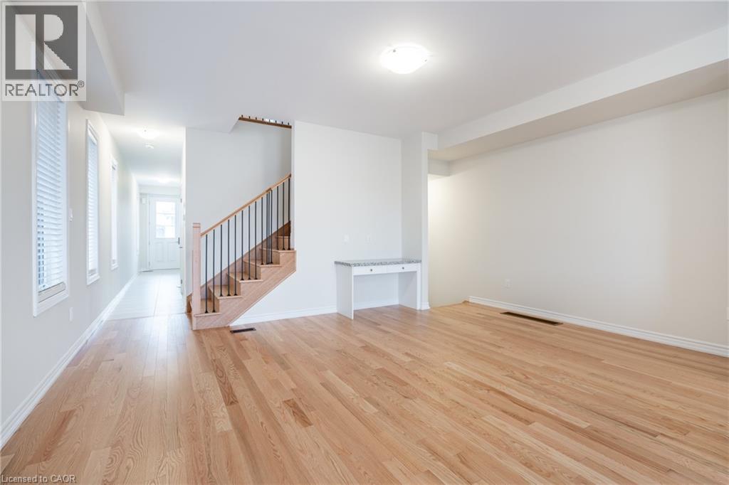 1426 ALMONTE Drive, Burlington, Ontario, L7P0V8 — Photo 8