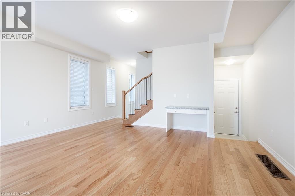 1426 ALMONTE Drive, Burlington, Ontario, L7P0V8 — Photo 9