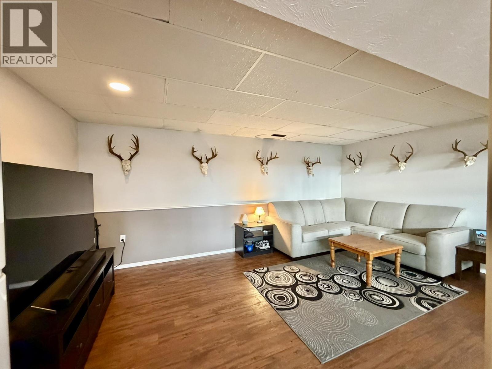 6001 VALLEYVIEW DRIVE, Horse Lake