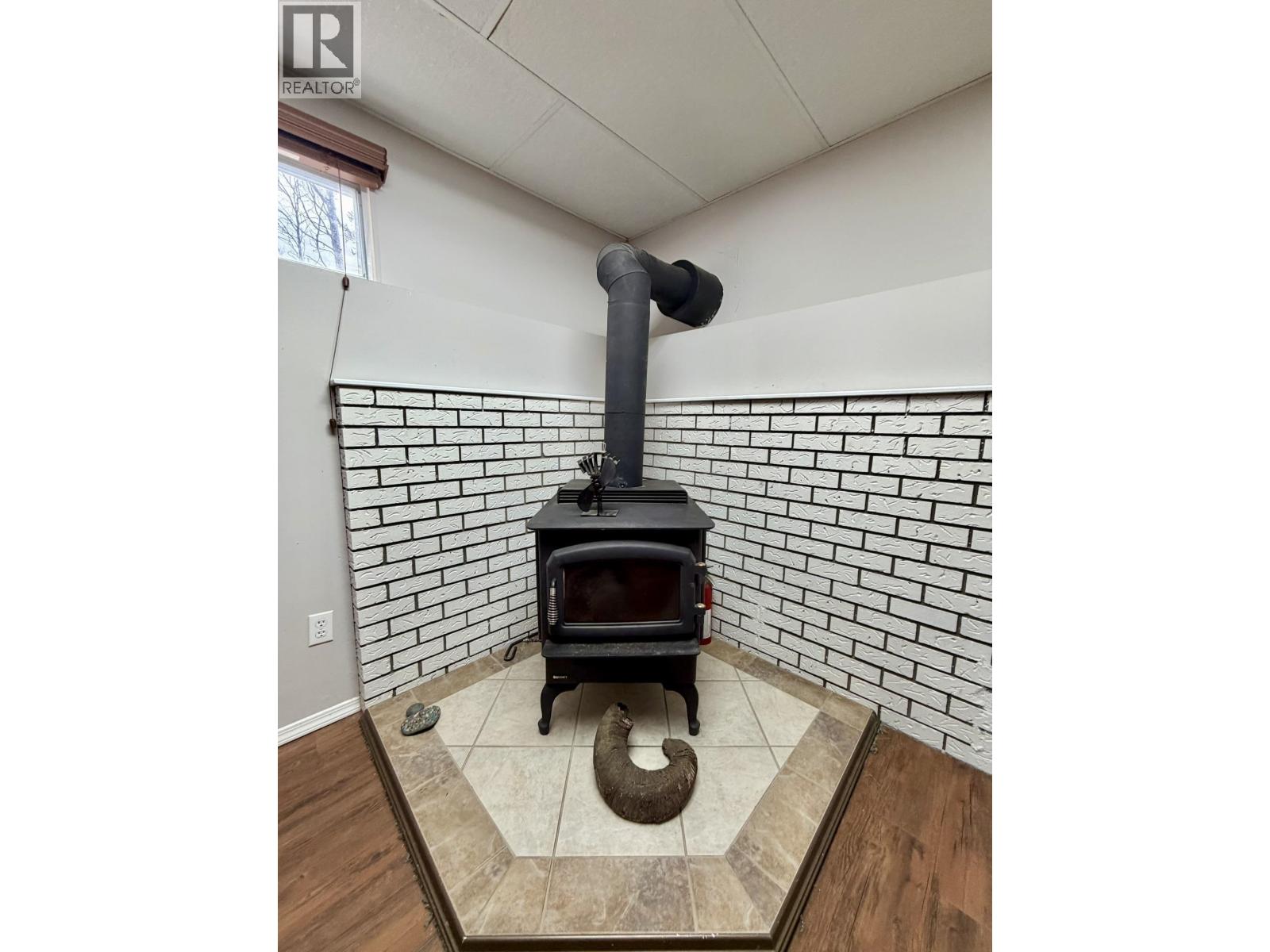 6001 VALLEYVIEW DRIVE, Horse Lake