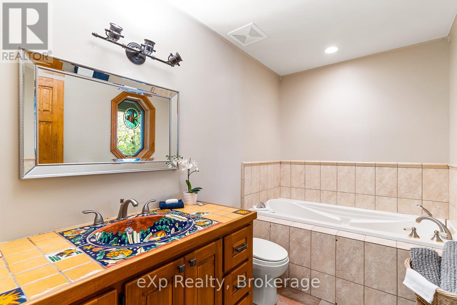 61 FOX TRAIL — photo 26