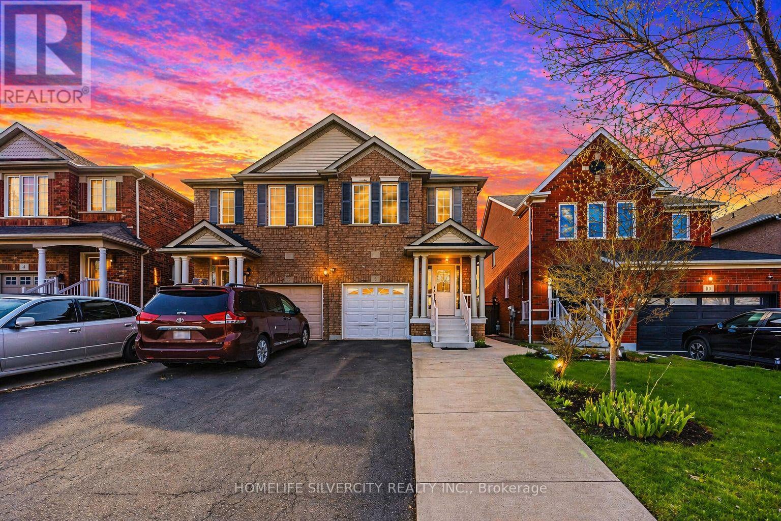 8 OAK GARDENS COURT - 3