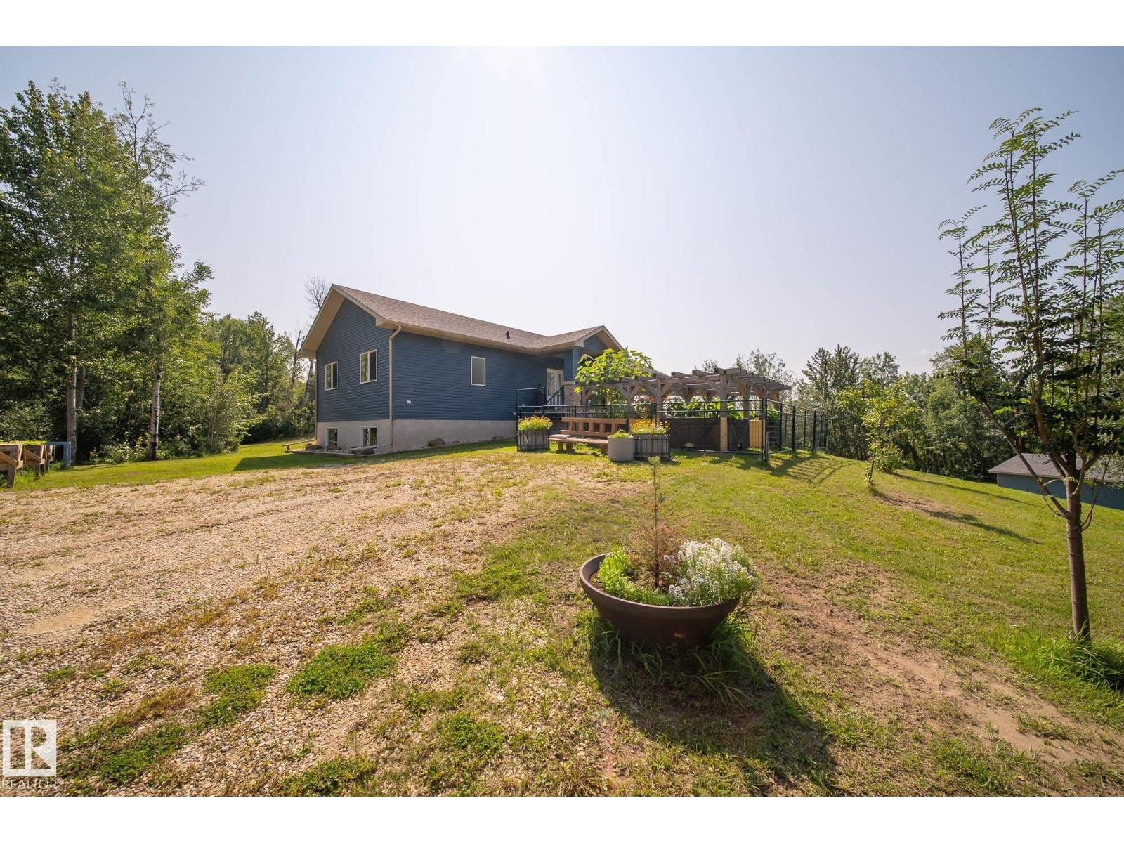 4518 LAKESHORE RD, Rural Parkland County