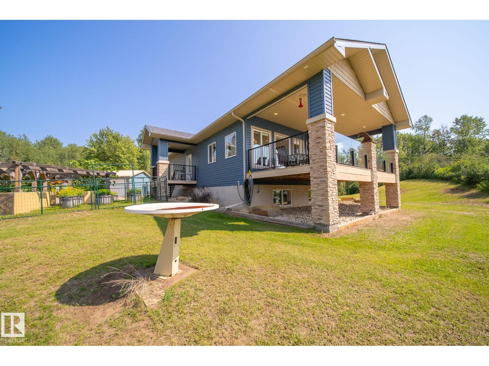 4518 LAKESHORE RD, Rural Parkland County