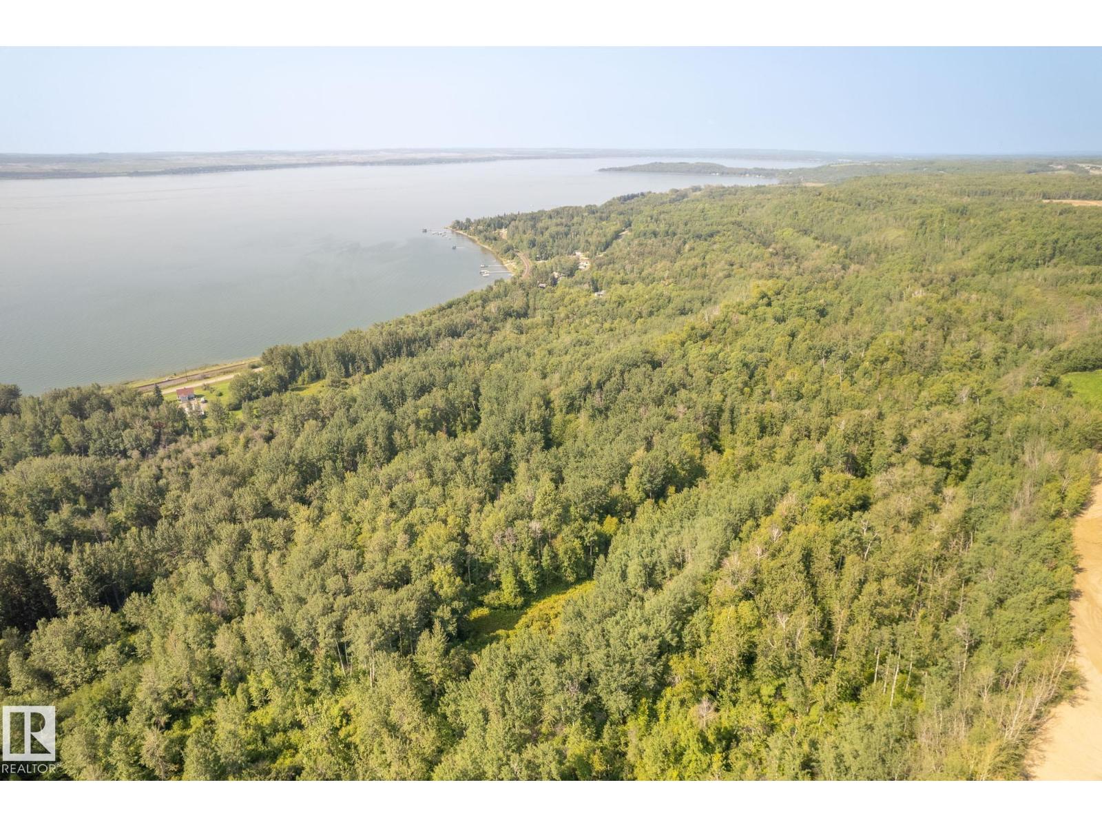 4518 LAKESHORE RD, Rural Parkland County