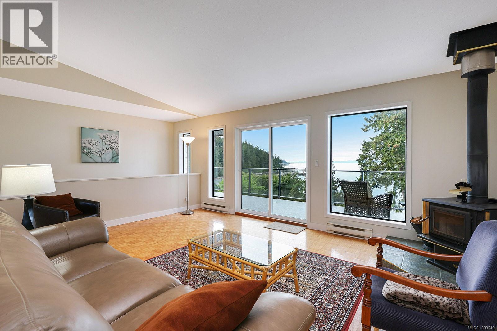 3640 East Rd, Denman Island