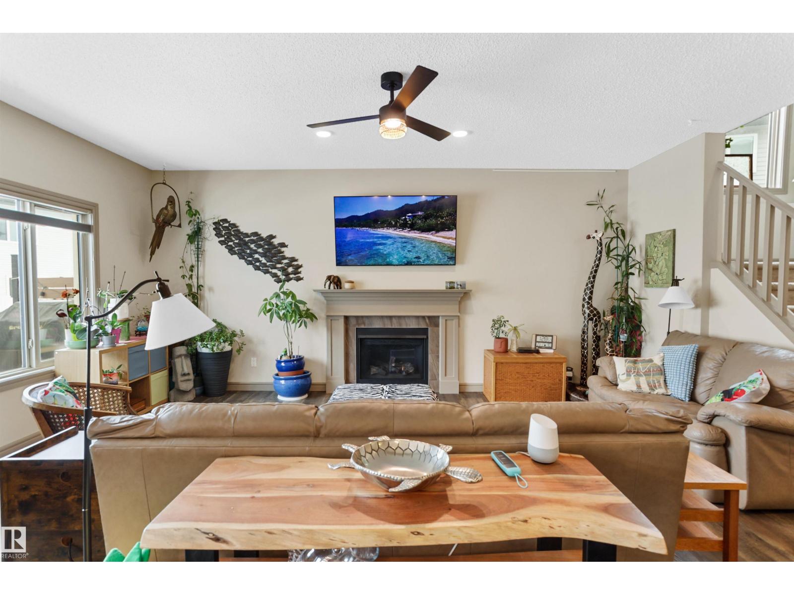 97 ASTORIA PT, Devon