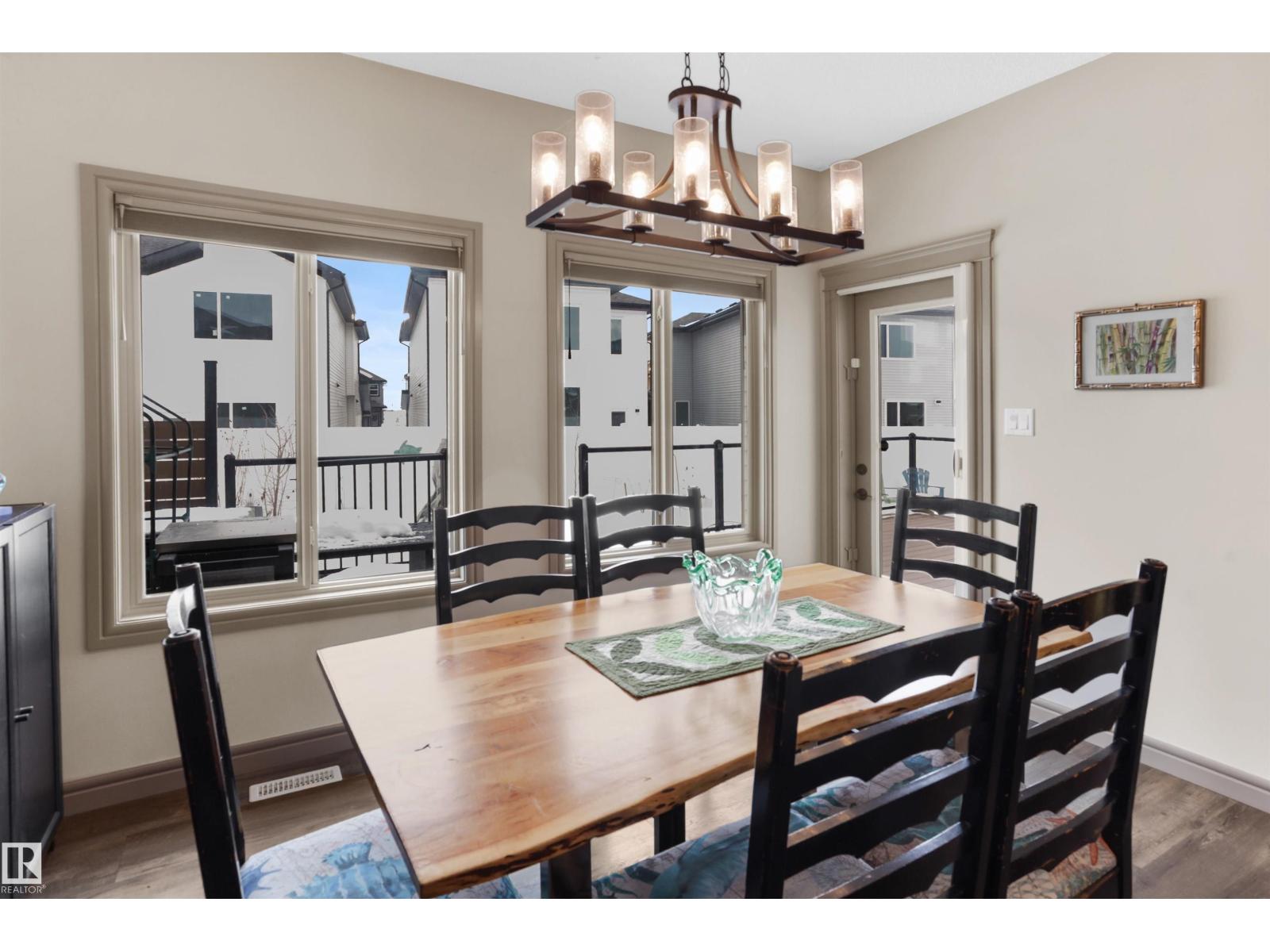 97 ASTORIA PT, Devon