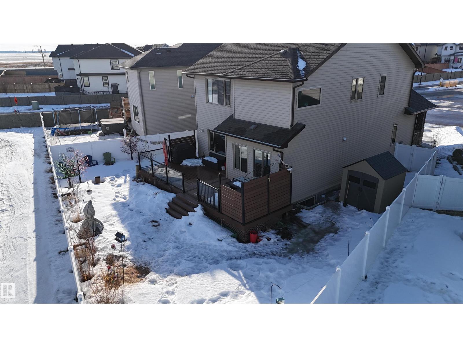 97 ASTORIA PT, Devon