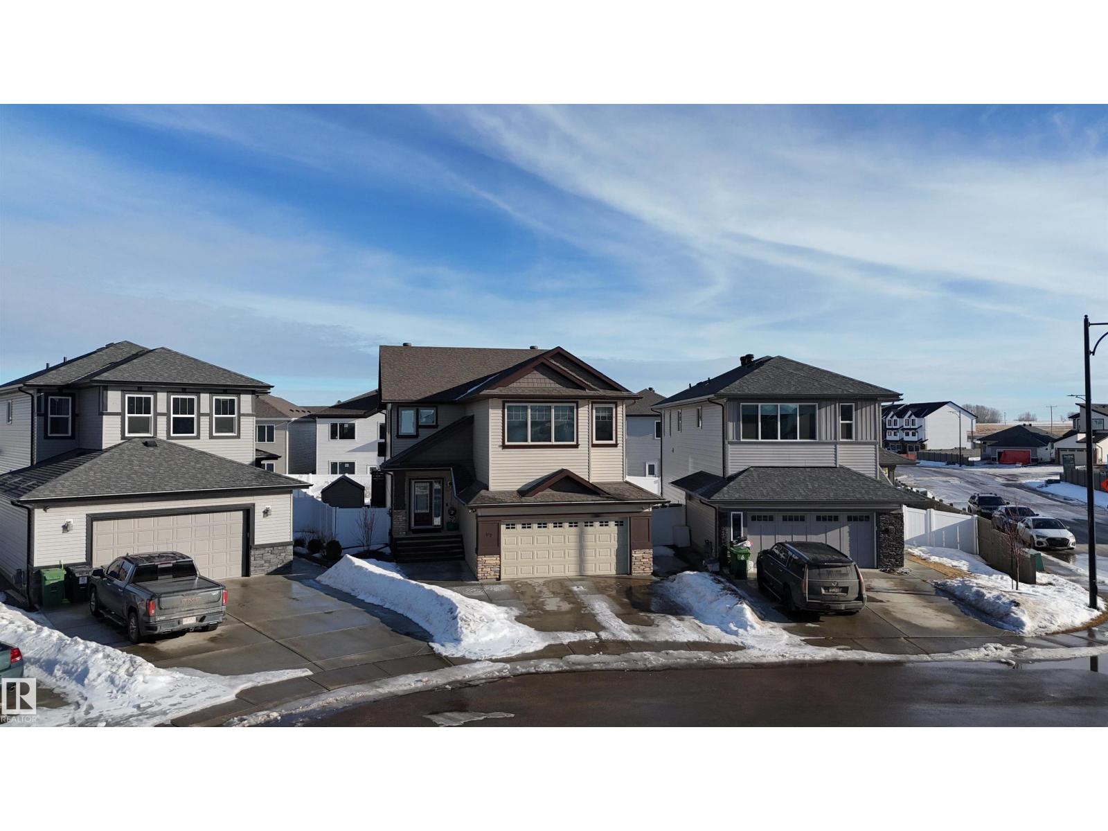 97 ASTORIA PT, Devon