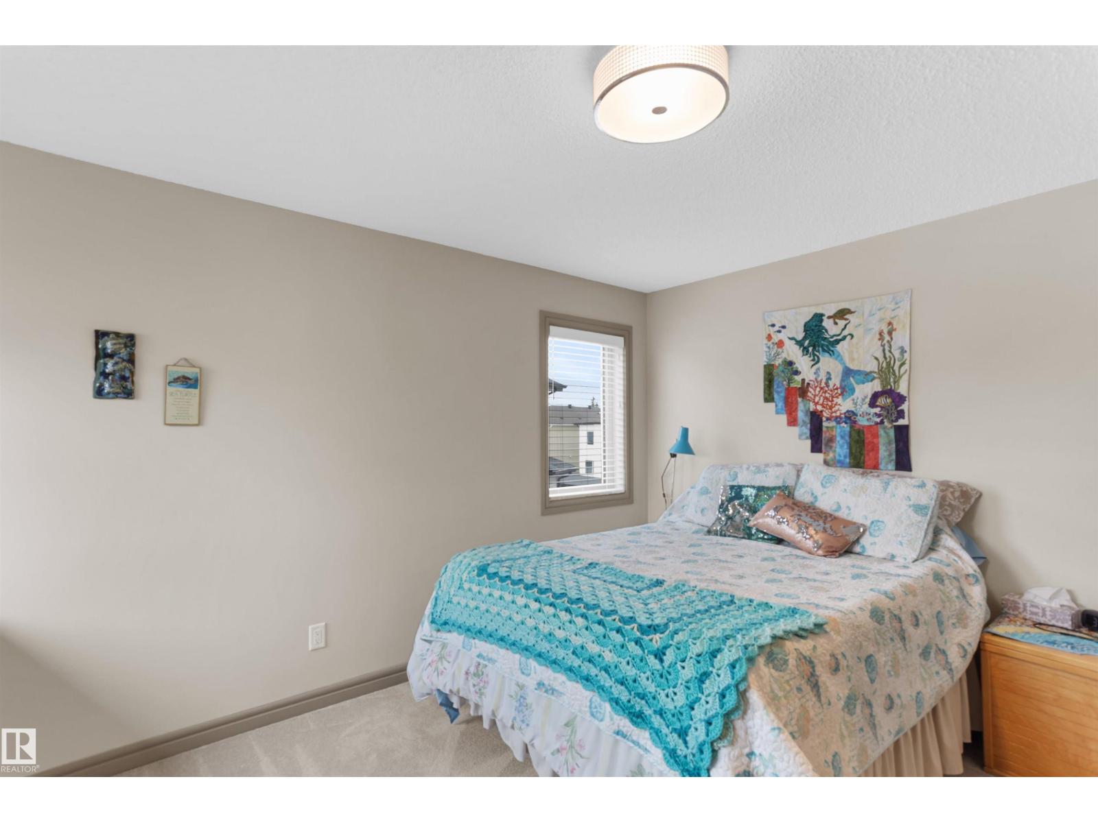 97 ASTORIA PT, Devon