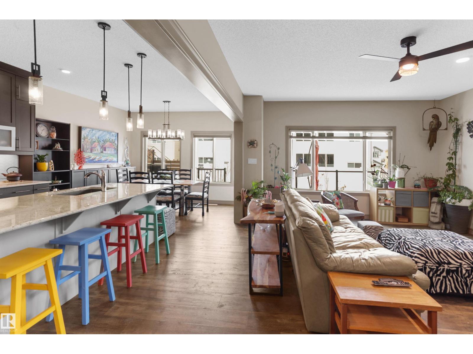 97 ASTORIA PT, Devon