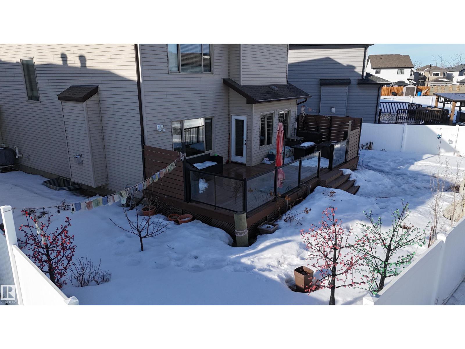 97 ASTORIA PT, Devon