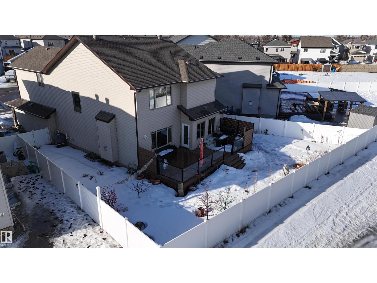 97 ASTORIA PT, Devon