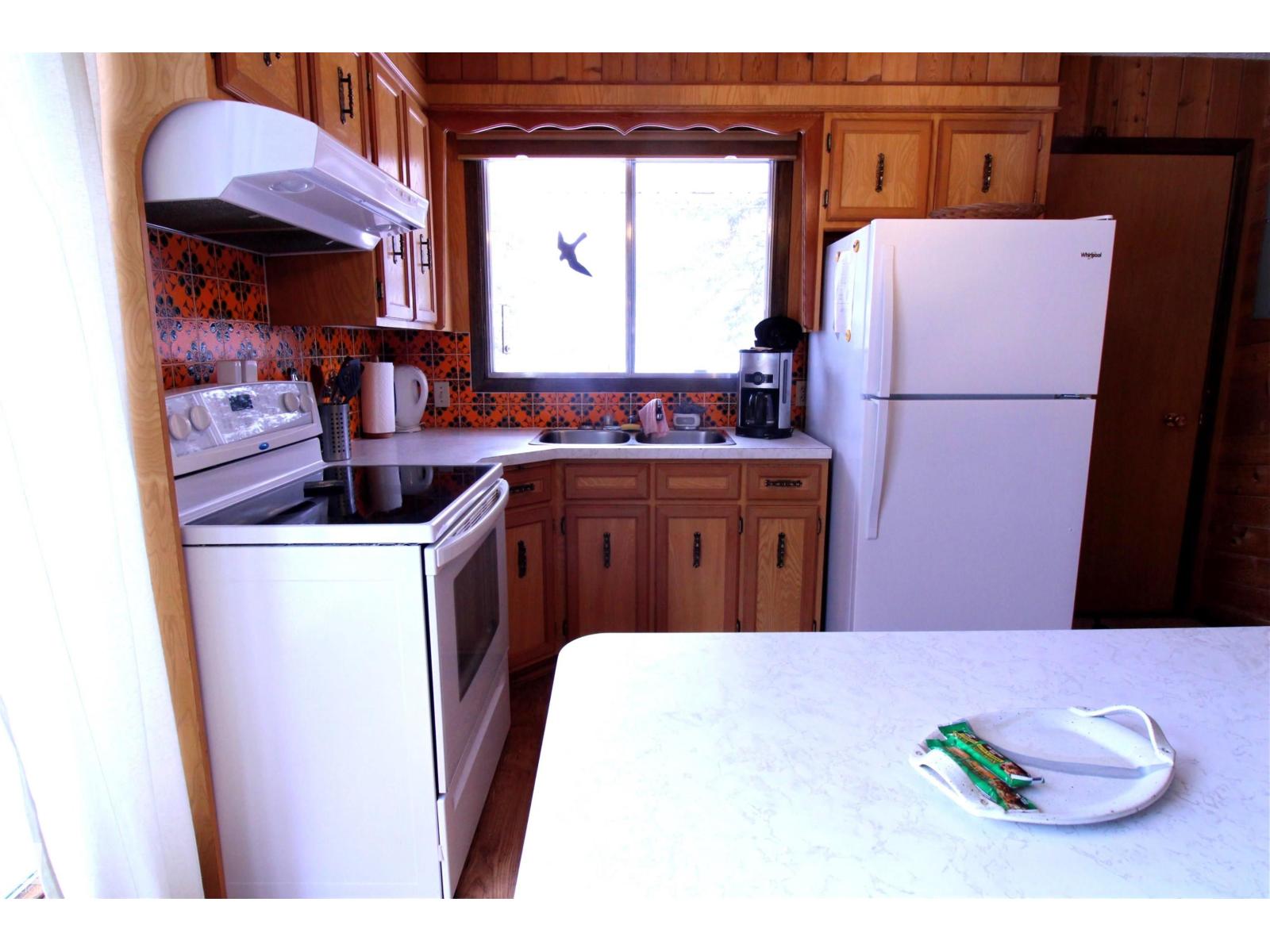 308, 309 3 St. Ross Haven - 36
