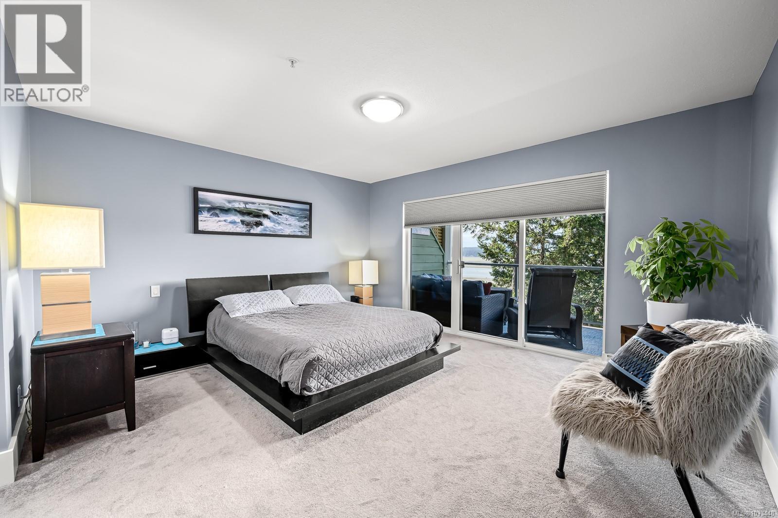 #305 2275 Comox Ave - 24