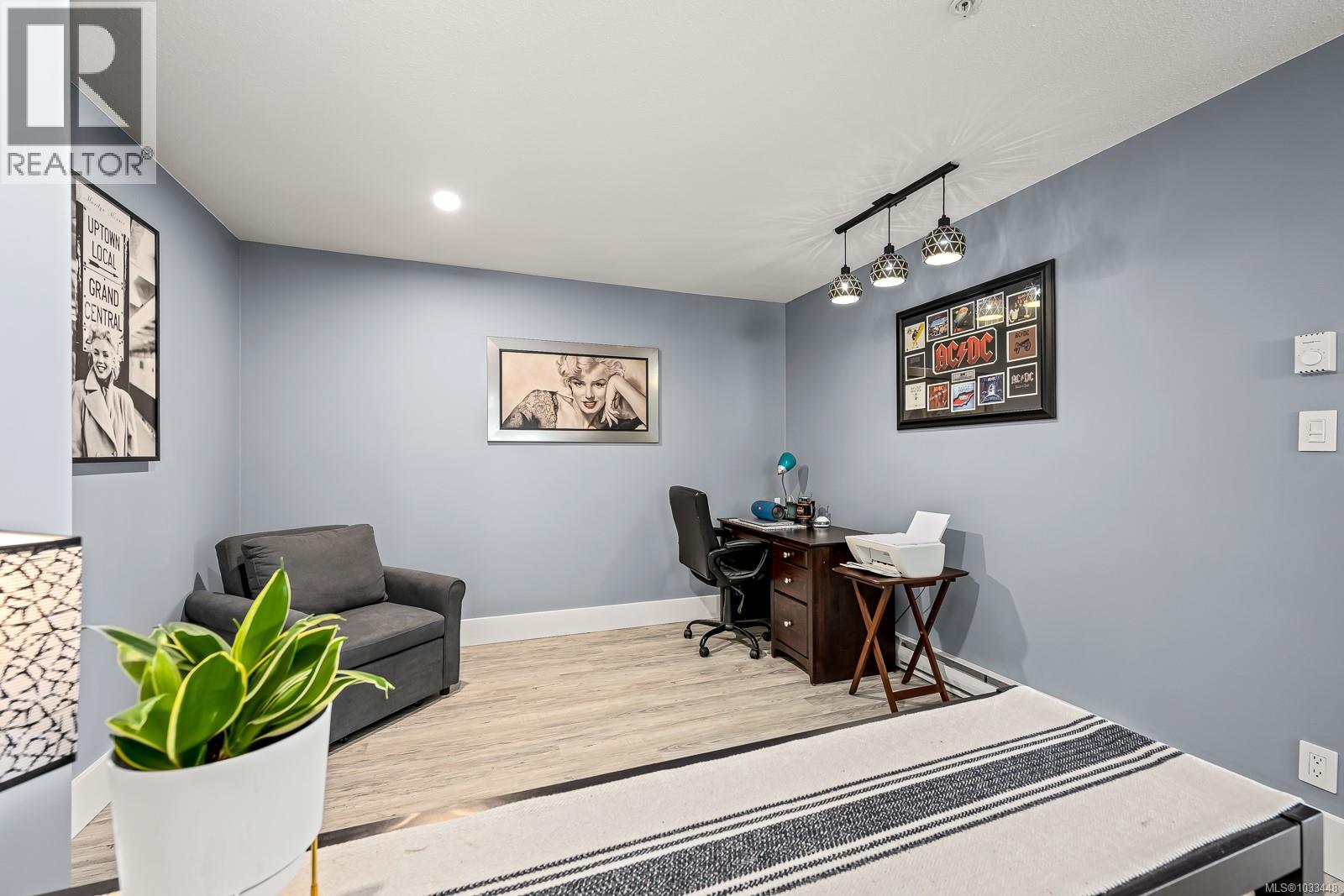 #305 2275 Comox Ave - 38