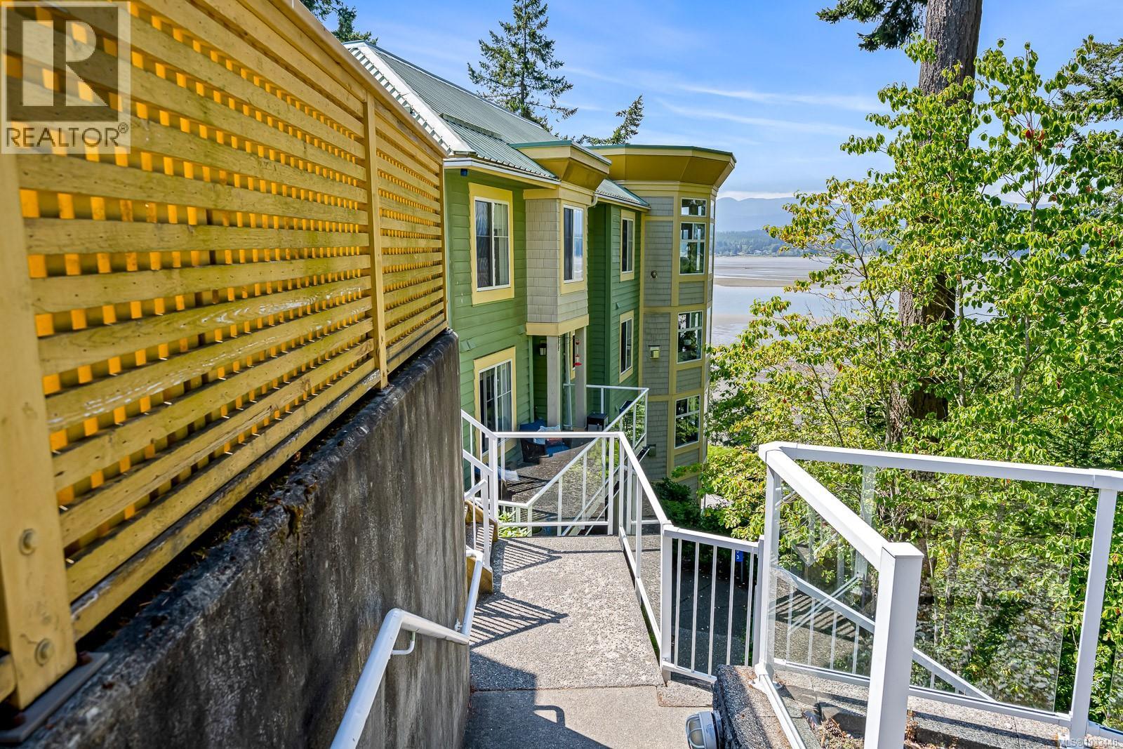 #305 2275 Comox Ave - 50