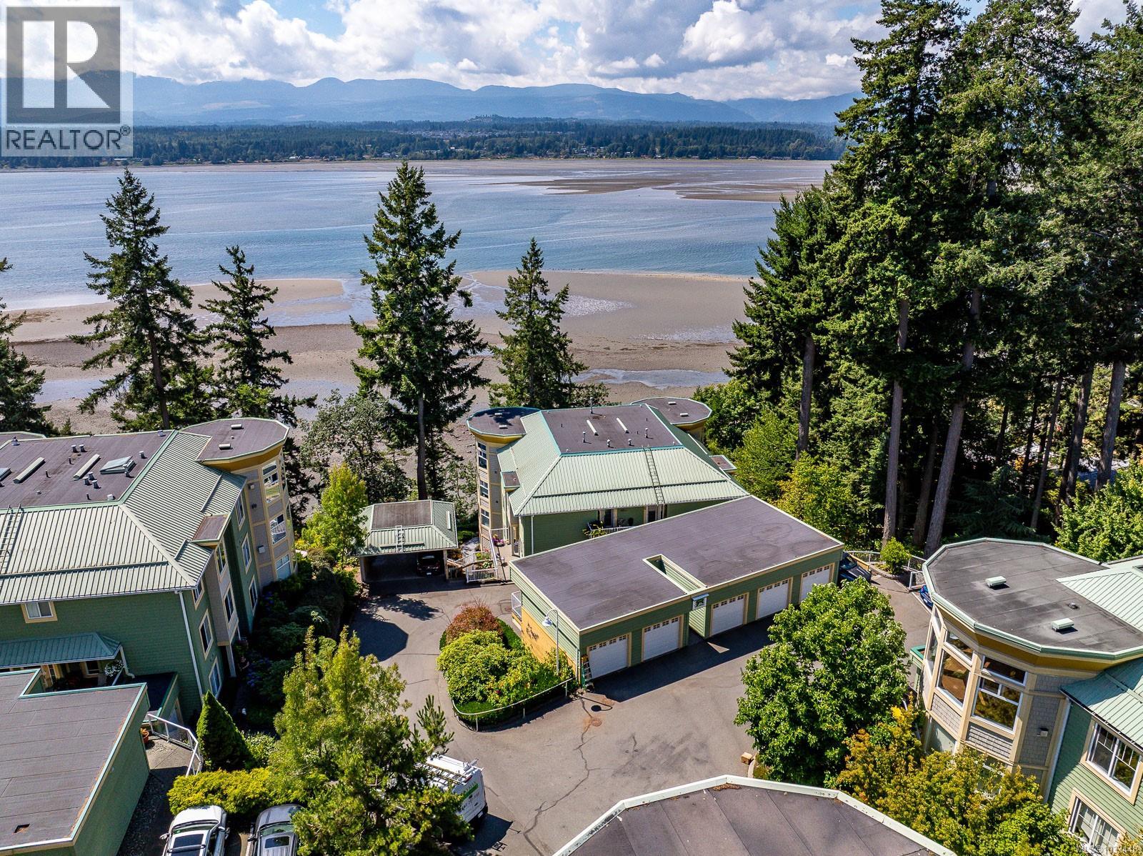 #305 2275 Comox Ave - 49