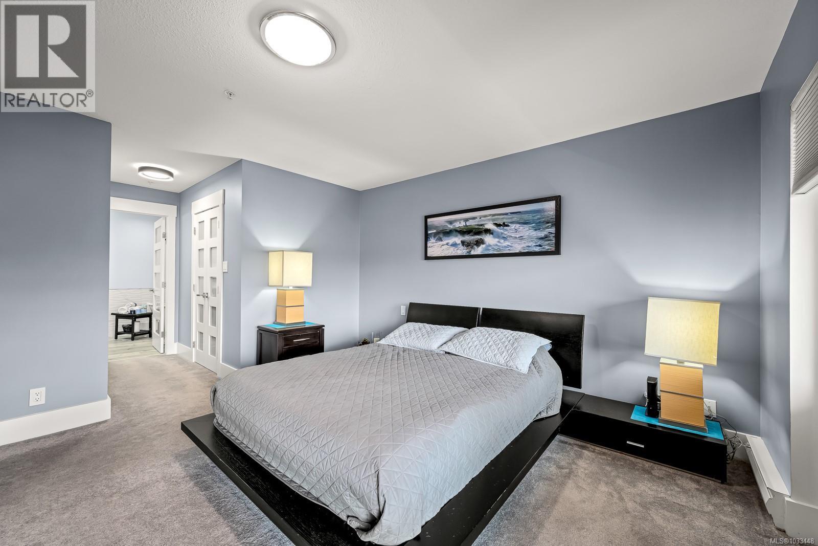 #305 2275 Comox Ave - 30