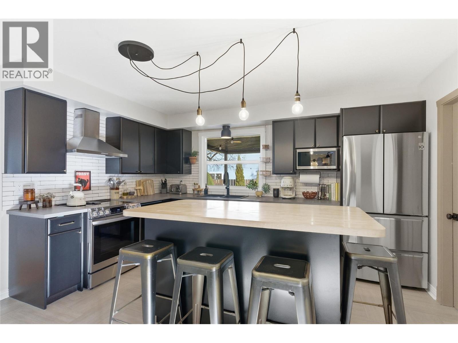 1756 CLIFFORD Avenue - 20