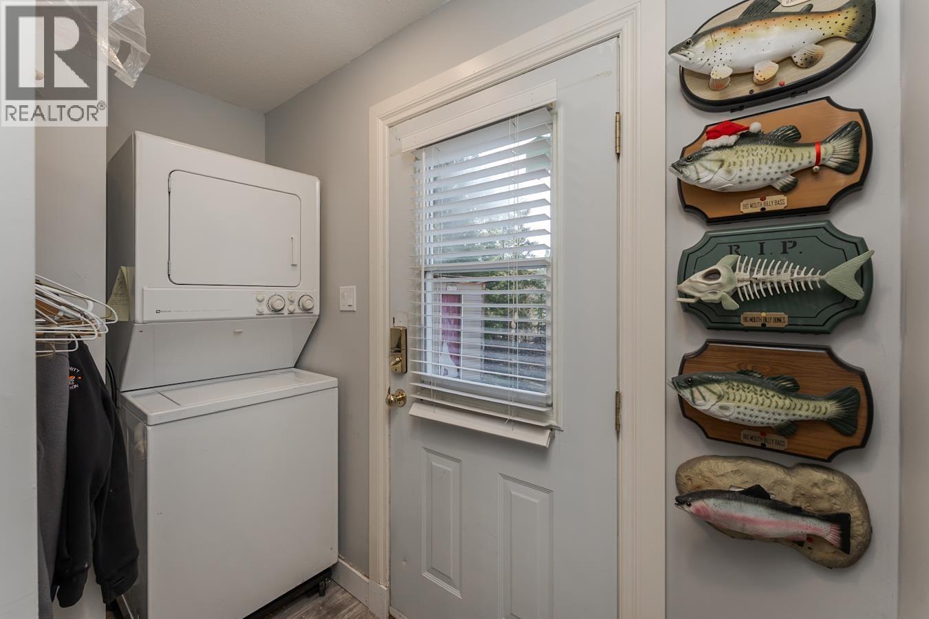 49500 LLOYD DRIVE - 19