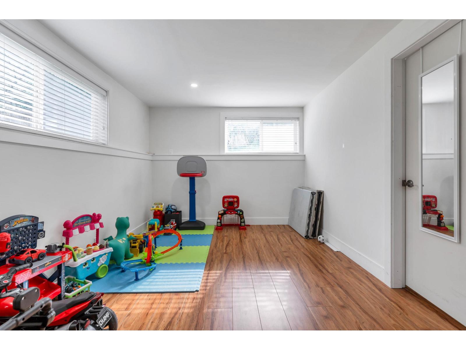 10292 RIVER Road, Delta